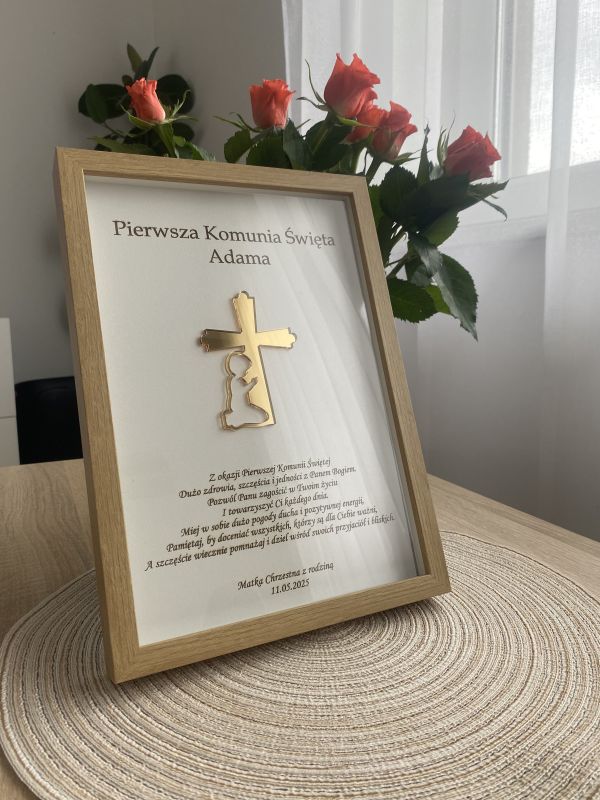 zumi-decor-pamiatka-komunijna-w-ramce-z-personalizacja-01