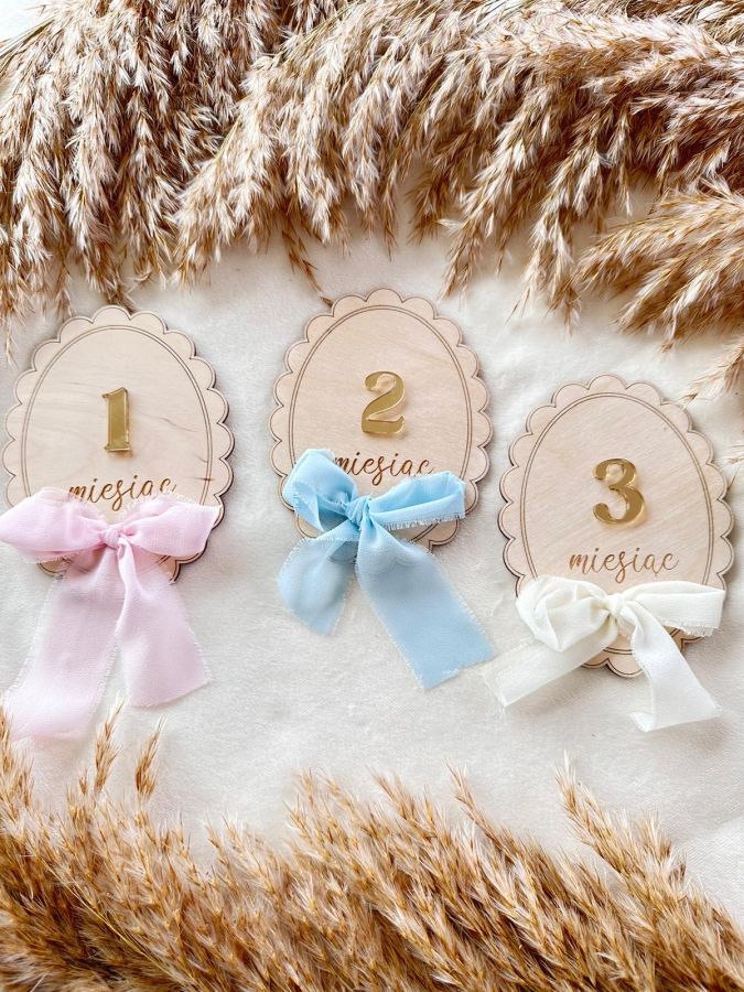 zumi-decor-tabliczka-do-zdjec-z-falbanka-02