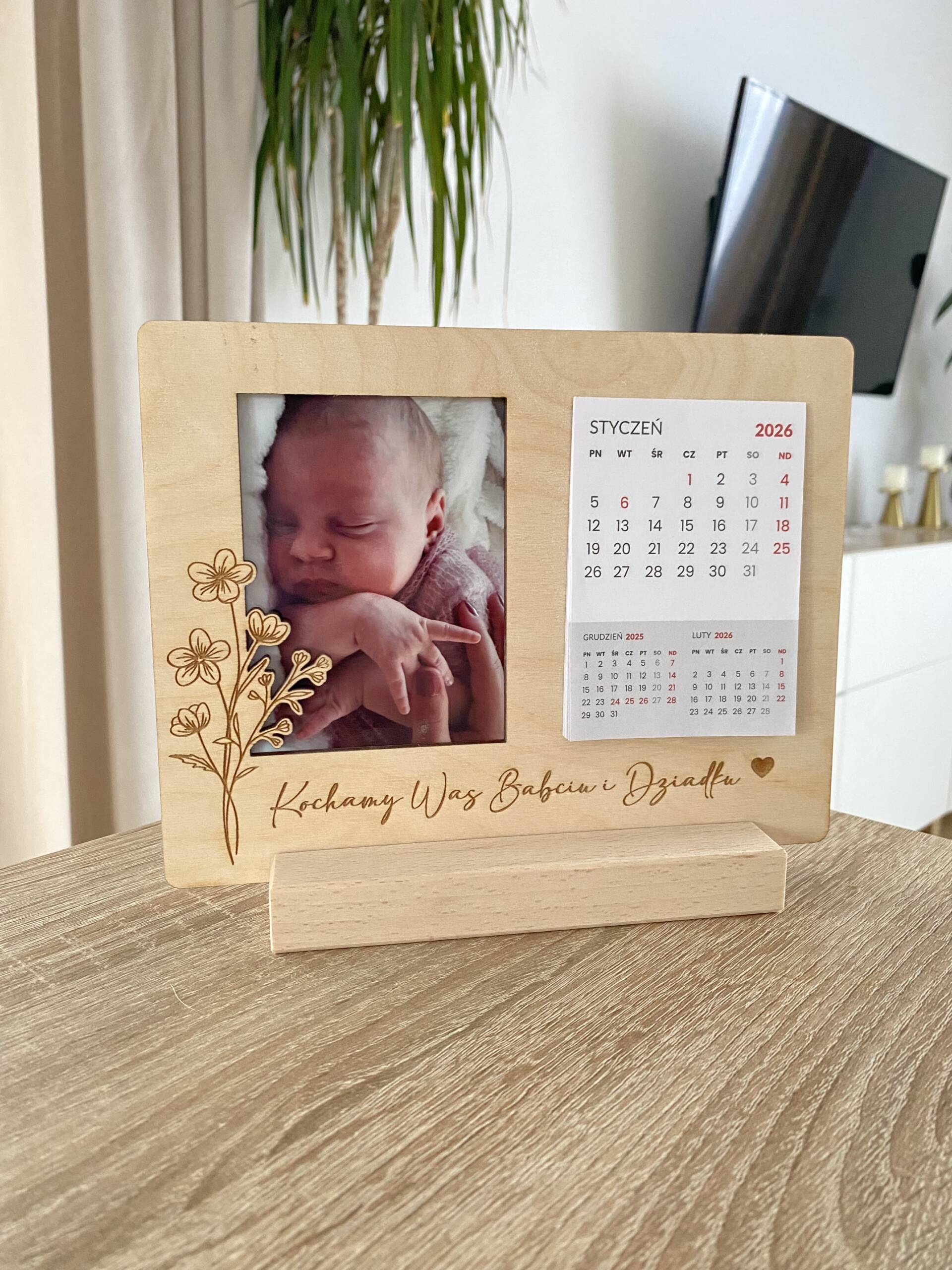 Stojący  kalendarz biurkowy  ze zdjęciem