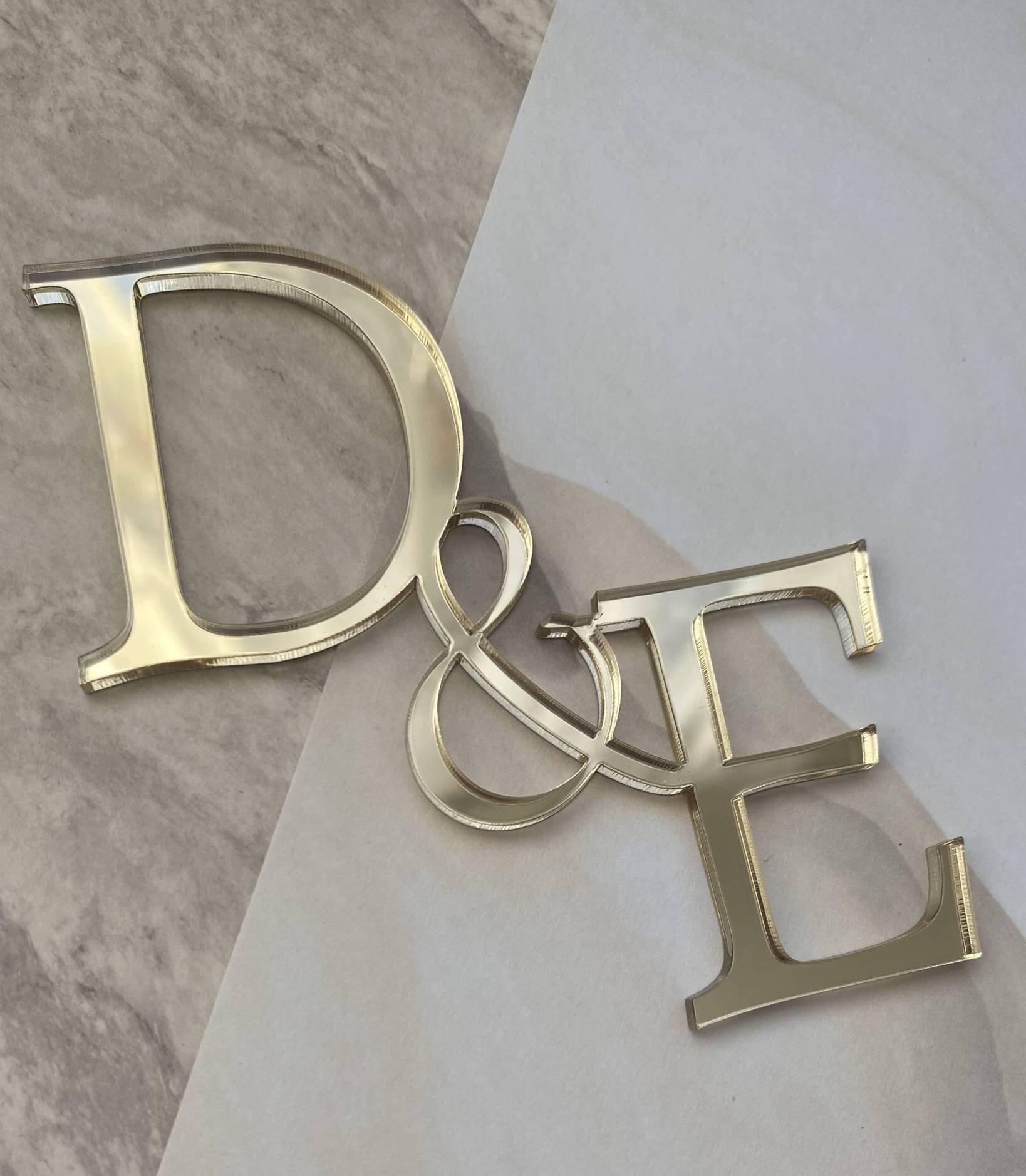 Inicjały Ślubne wersja klasyczna z łącznikiem